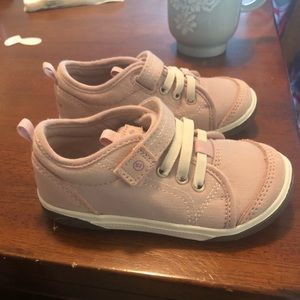 Stride Rite NWOT girls sneakers 8w